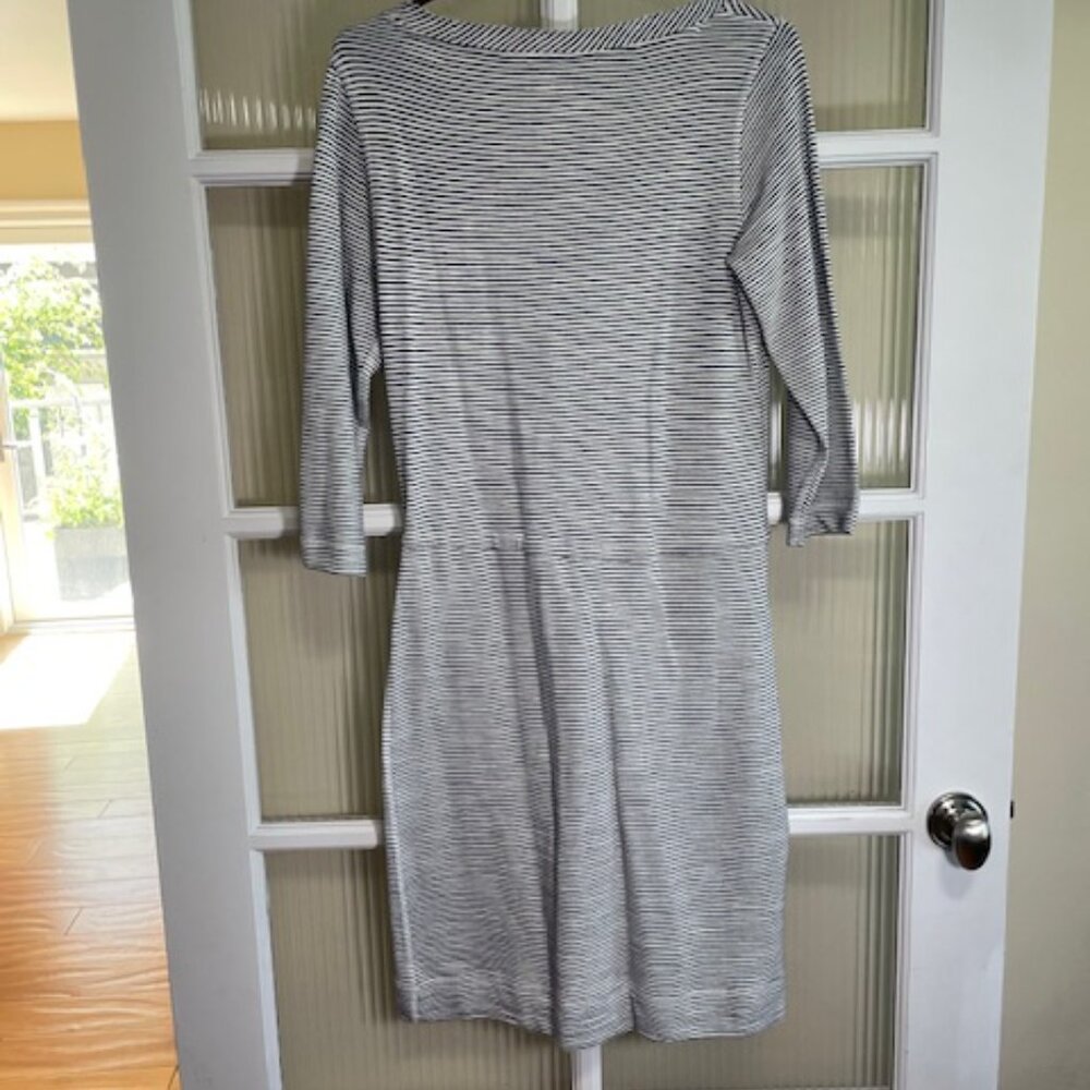 Women's LL Bean Dress Navy Stripe - Picture 2 of 4